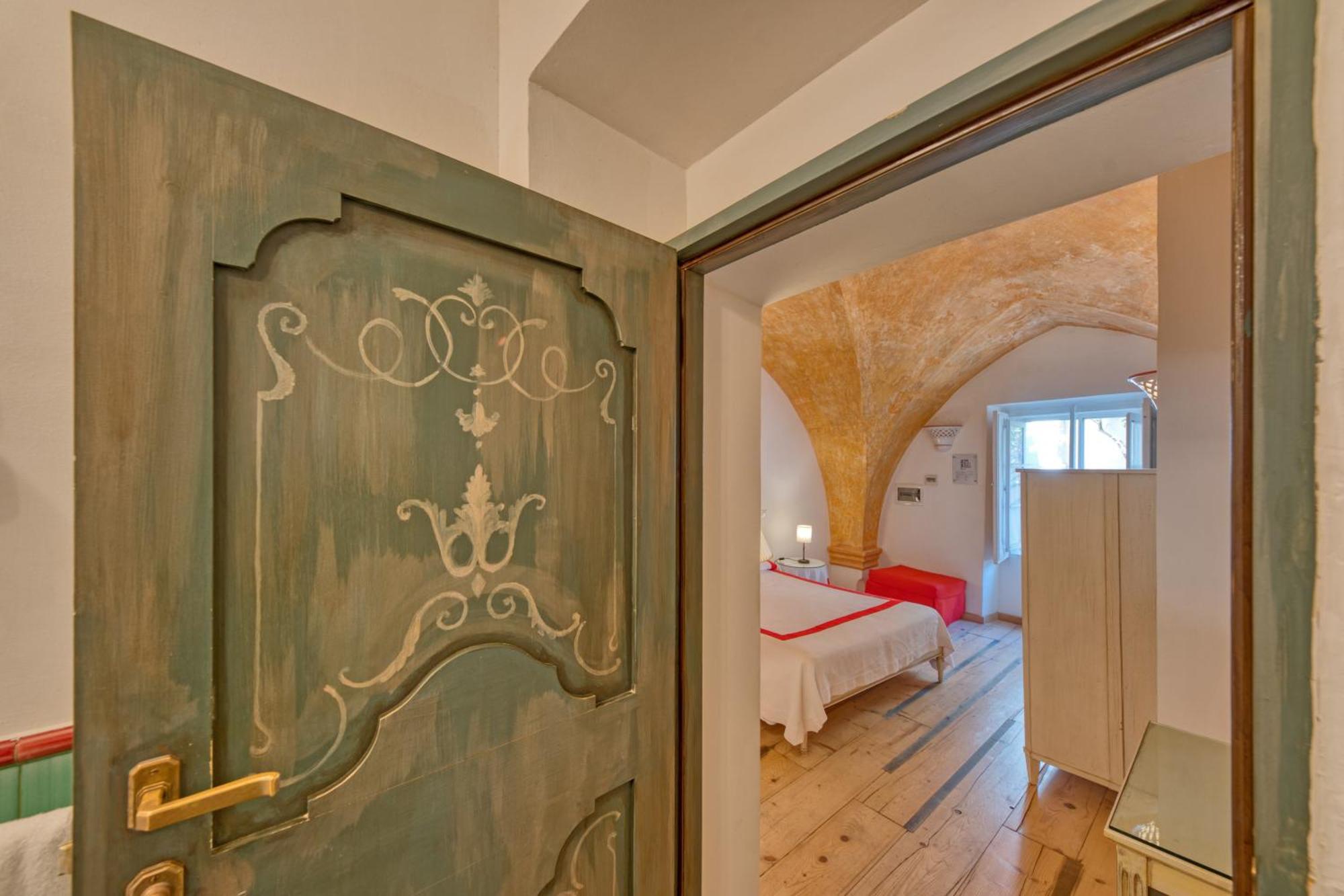 Relais Corte Palmieri & Il Chiostro - Residenza D'Epoca Галлиполи Экстерьер фото
